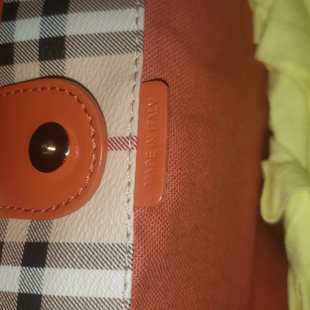 Burberry Haymarket Canterbury Tote - Picture 10 of 16